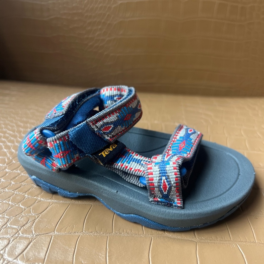Teva Unisex-Baby T Hurricane XLT 2 Sandal, Canyon Dark Blue, 4 Medium US Toddler - Picture 6 of 8